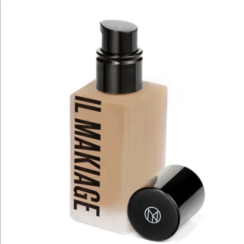 IL Makiage Foundation